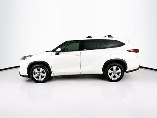 2021 Toyota Highlander LE