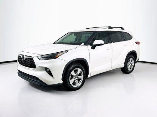 2021 Toyota Highlander LE