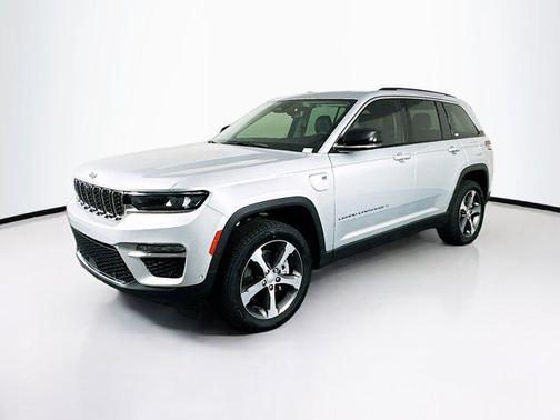 2022 Jeep Grand Cherokee 4xe Base