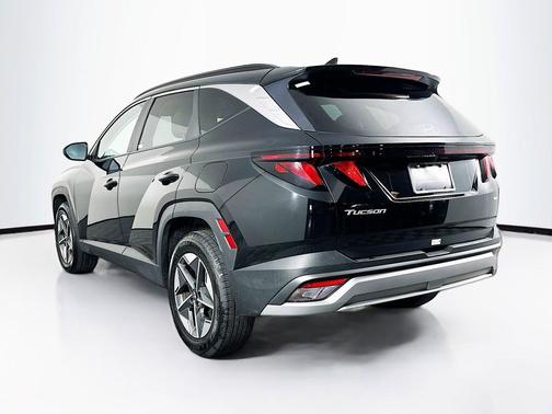 Phantom Black 2025 Hyundai TUCSON SEL