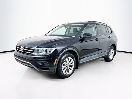 Deep Black Pearl 2019 Volkswagen Tiguan 2.0T S