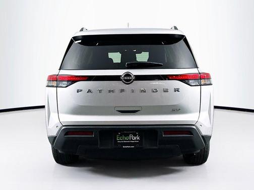 2024 Nissan Pathfinder SV FWD