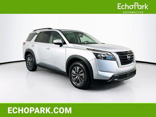 2024 Nissan Pathfinder SV FWD