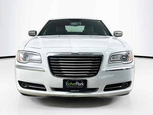 Bright White Clearcoat 2014 Chrysler 300C Base