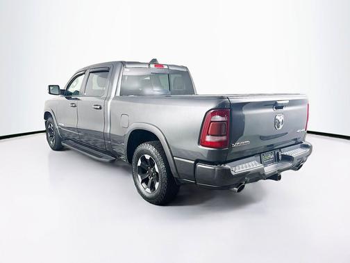 Granite Crystal Metallic Clearcoat 2019 RAM 1500 Laramie