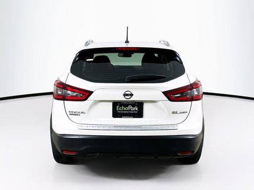 2022 Nissan Rogue Sport SL