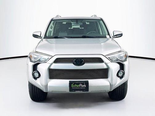 Classic Silver Metallic 2016 Toyota 4Runner SR5