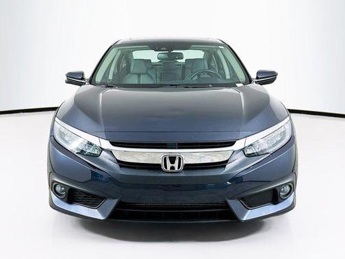 2017 Honda Civic Touring