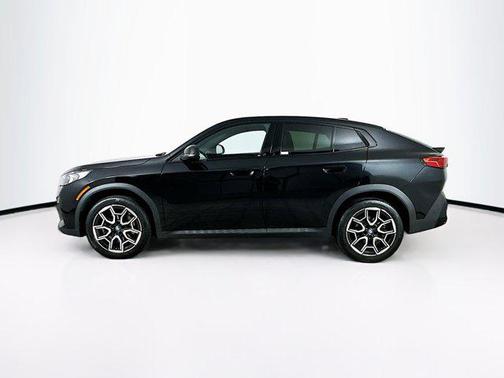 2025 BMW X2 xDrive28i