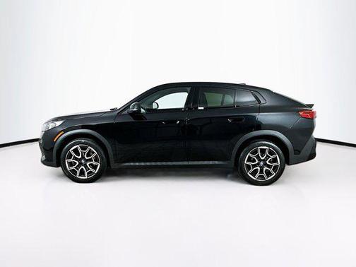 2025 BMW X2 xDrive28i