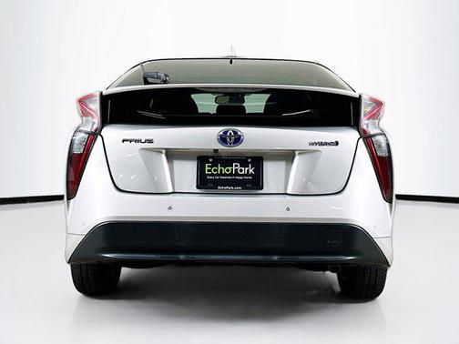 Classic Silver Metallic 2017 Toyota Prius Two