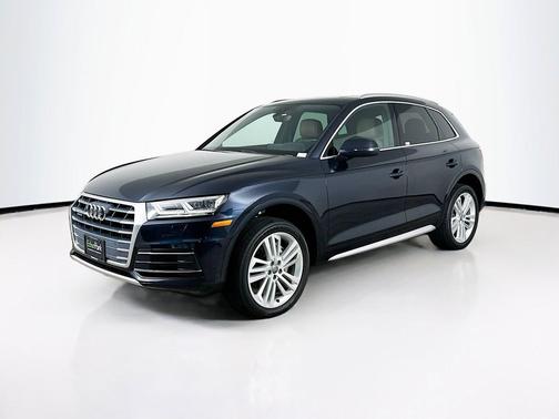 Brilliant Black 2018 Audi Q5 2.0T Premium Plus