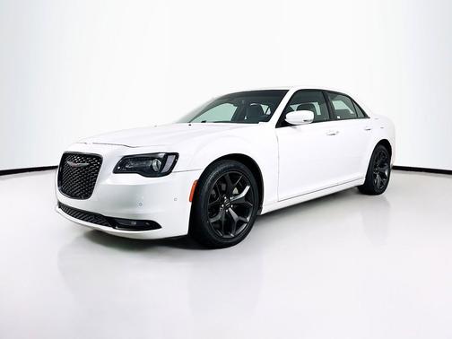 Bright White Clearcoat 2023 Chrysler 300 S
