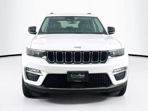 Bright White Clearcoat 2023 Jeep Grand Cherokee Limited