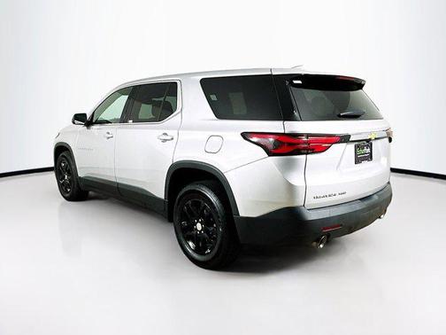 2022 Chevrolet Traverse LS