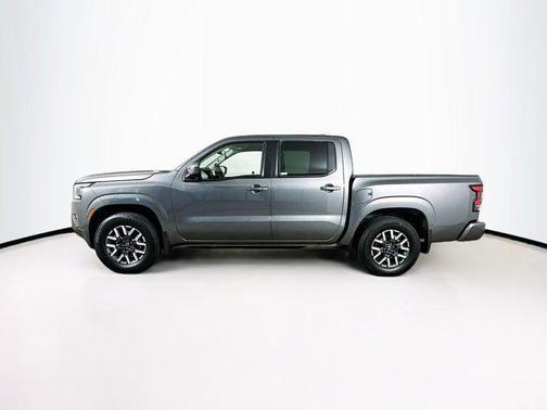 2024 Nissan Frontier SL
