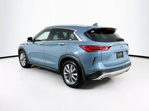 2022 INFINITI QX50 LUXE AWD