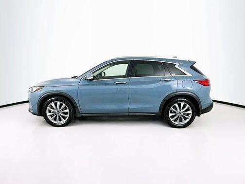 2022 INFINITI QX50 LUXE AWD