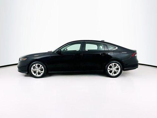 Crystal Black Pearl 2024 Honda Accord LX 1.5T