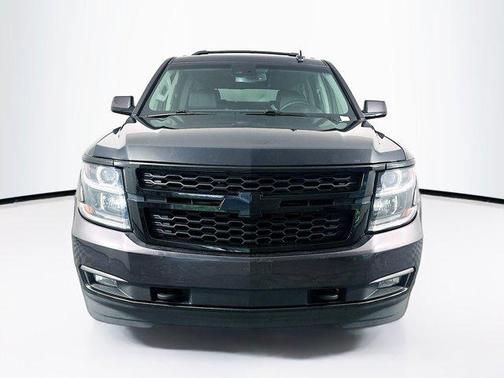 Tungsten Metallic 2018 Chevrolet Suburban LT