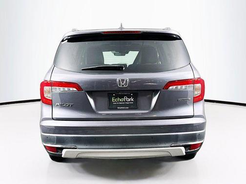 2021 Honda Pilot Touring 8-Passenger