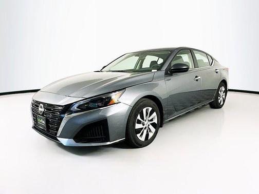 2024 Nissan Altima S FWD