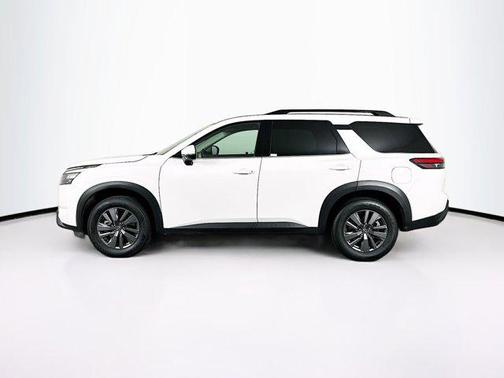 2025 Nissan Pathfinder SV FWD