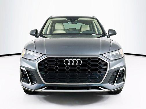 2022 Audi Q5 45 S line Premium