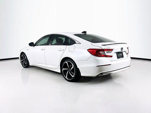 Platinum White Pearl 2022 Honda Accord Hybrid Sport