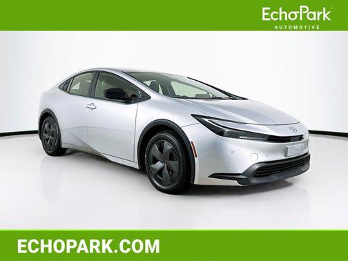 2024 Toyota Prius LE