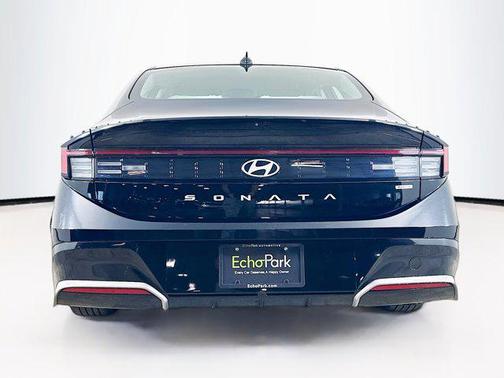 Abyss Black 2025 Hyundai SONATA Hybrid SE