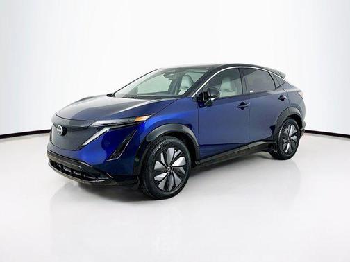Deep Ocean Blue Pearl/Black Diamond Pearl 2023 Nissan ARIYA ENGAGE