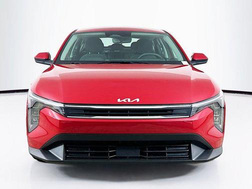 Currant Red 2025 Kia K4 LXS