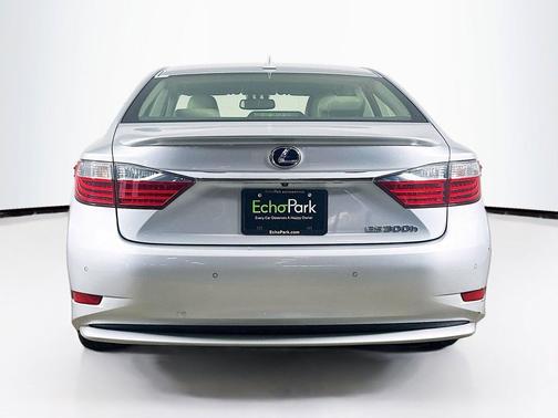 Silver Lining Metallic 2013 Lexus ES 300h Base