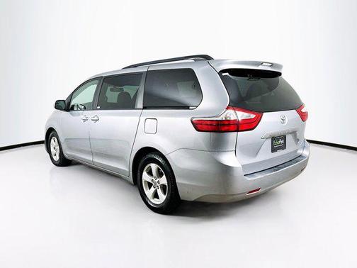 Silver Sky Metallic 2017 Toyota Sienna LE