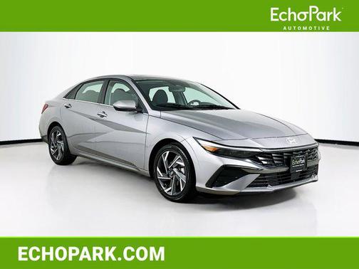 2025 Hyundai ELANTRA SEL