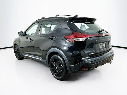 2021 Nissan Kicks SR