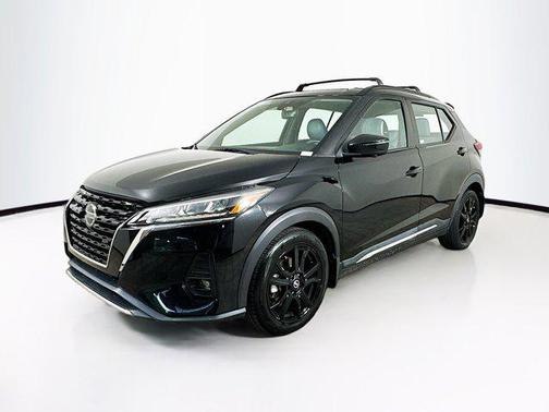 2021 Nissan Kicks SR