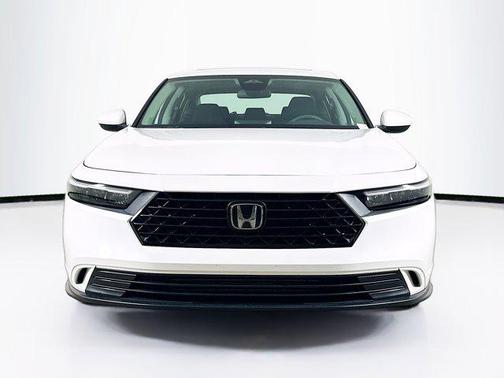 Platinum White Pearl 2024 Honda Accord EX