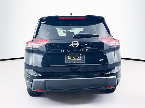 Super Black 2024 Nissan Rogue SV