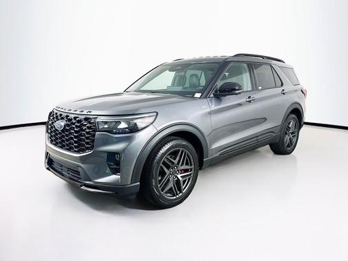 Carbonized Gray Metallic 2025 Ford Explorer ST-Line