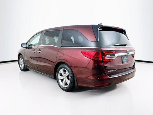 Deep Scarlet Pearl 2019 Honda Odyssey EX-L
