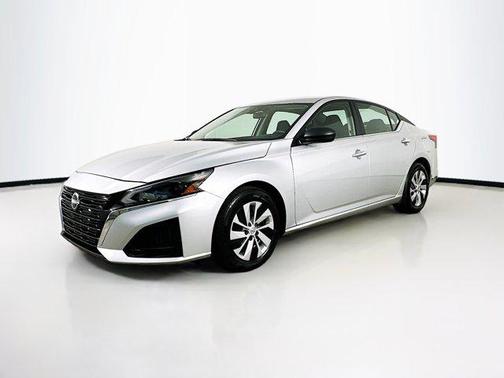 2024 Nissan Altima S FWD