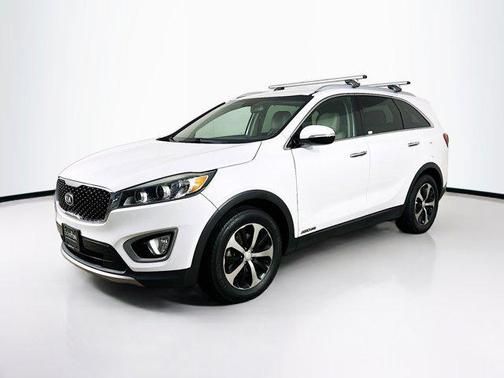 Snow White Pearl 2017 Kia Sorento EX