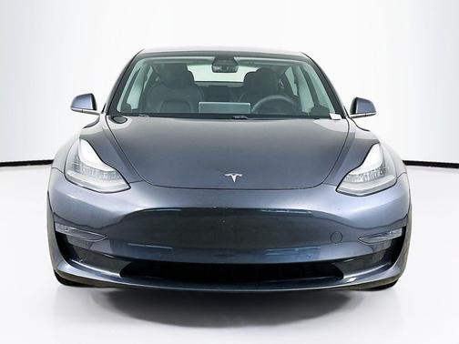 Midnight Silver Metallic 2020 Tesla Model 3 Long Range