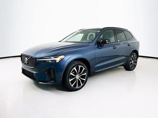 2024 Volvo XC60 B5 Plus Dark Theme