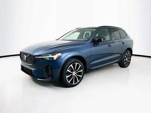 2024 Volvo XC60 B5 Plus Dark Theme