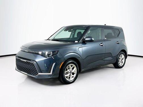 Gravity Gray 2025 Kia Soul LX