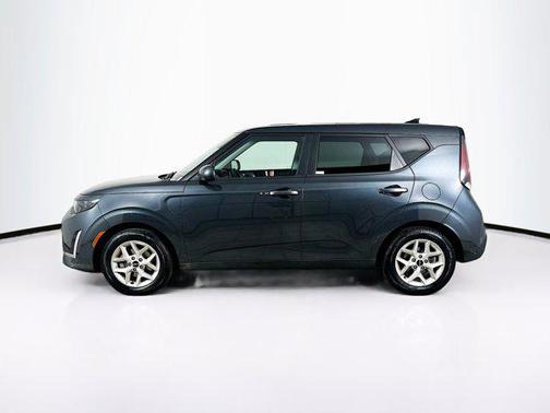 Gravity Gray 2025 Kia Soul LX