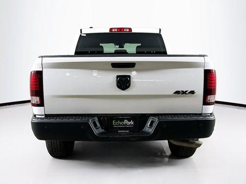 2024 RAM 1500 Classic Warlock Crew Cab 4x4 5'7' Box